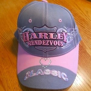 Women's baseball hat
